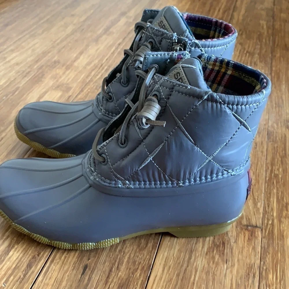 Stylish Saltwater Quilted Boot